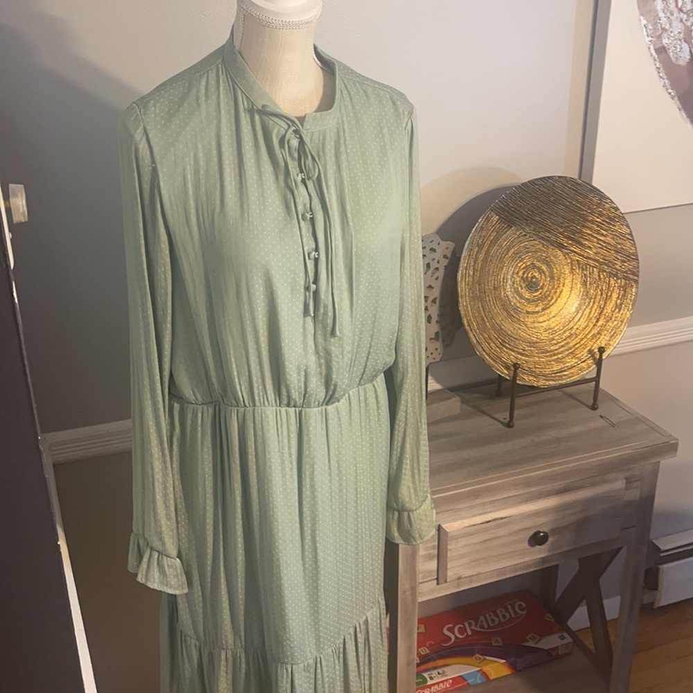 Green NSR NWT DRESS 👗 - Picture 4 of 13